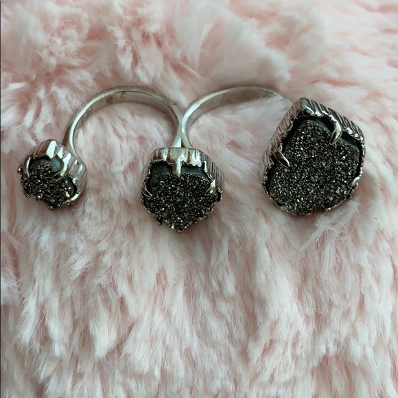 Kendra Scott Naomi Silver Ring - Picture 1 of 3